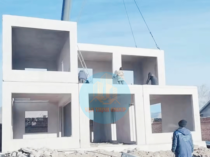 dd-thi-cong-nha-2-tang-bang-be-tong-duc-san-1